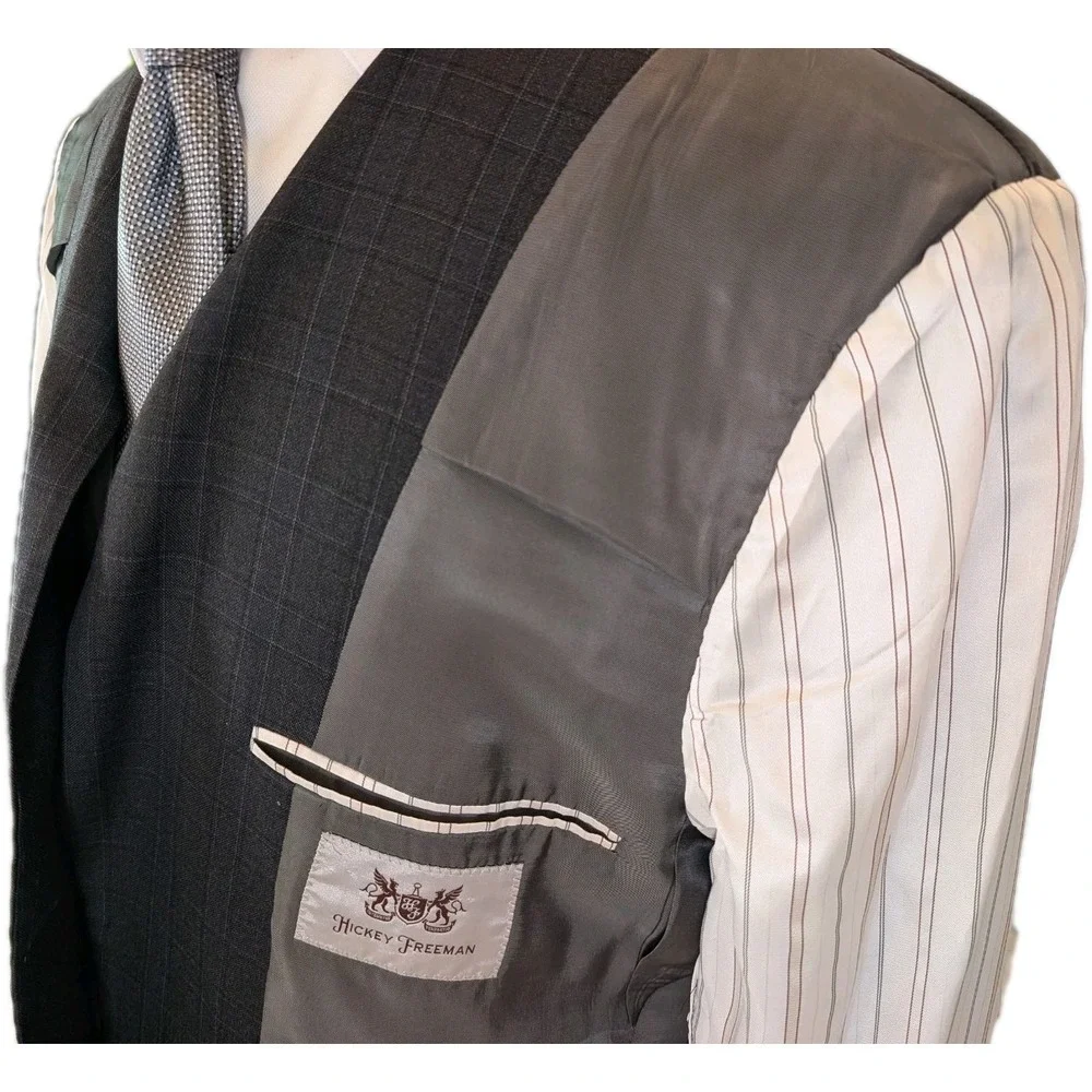 Hickey Freeman Suit Mens 44R Gray Blue Windowpane 2 Button 100% Wool 36x29 USA